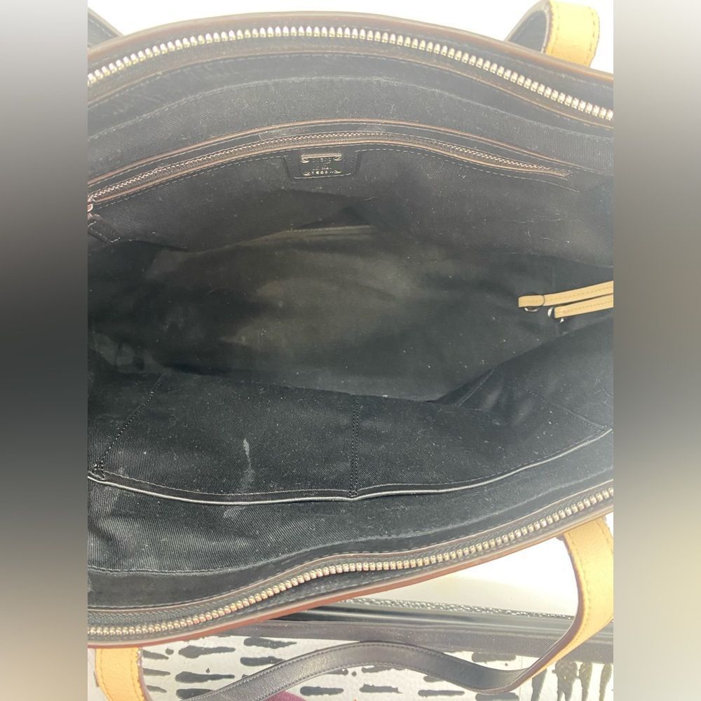MCM Klara Medium Monogram Shopper‎ Leather Tote - Picture 6 of 7